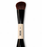 Backstage Cream Complexion brush 06